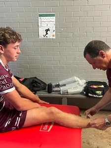 Sports injury physiotherapist on Sydney's Northern Beaches