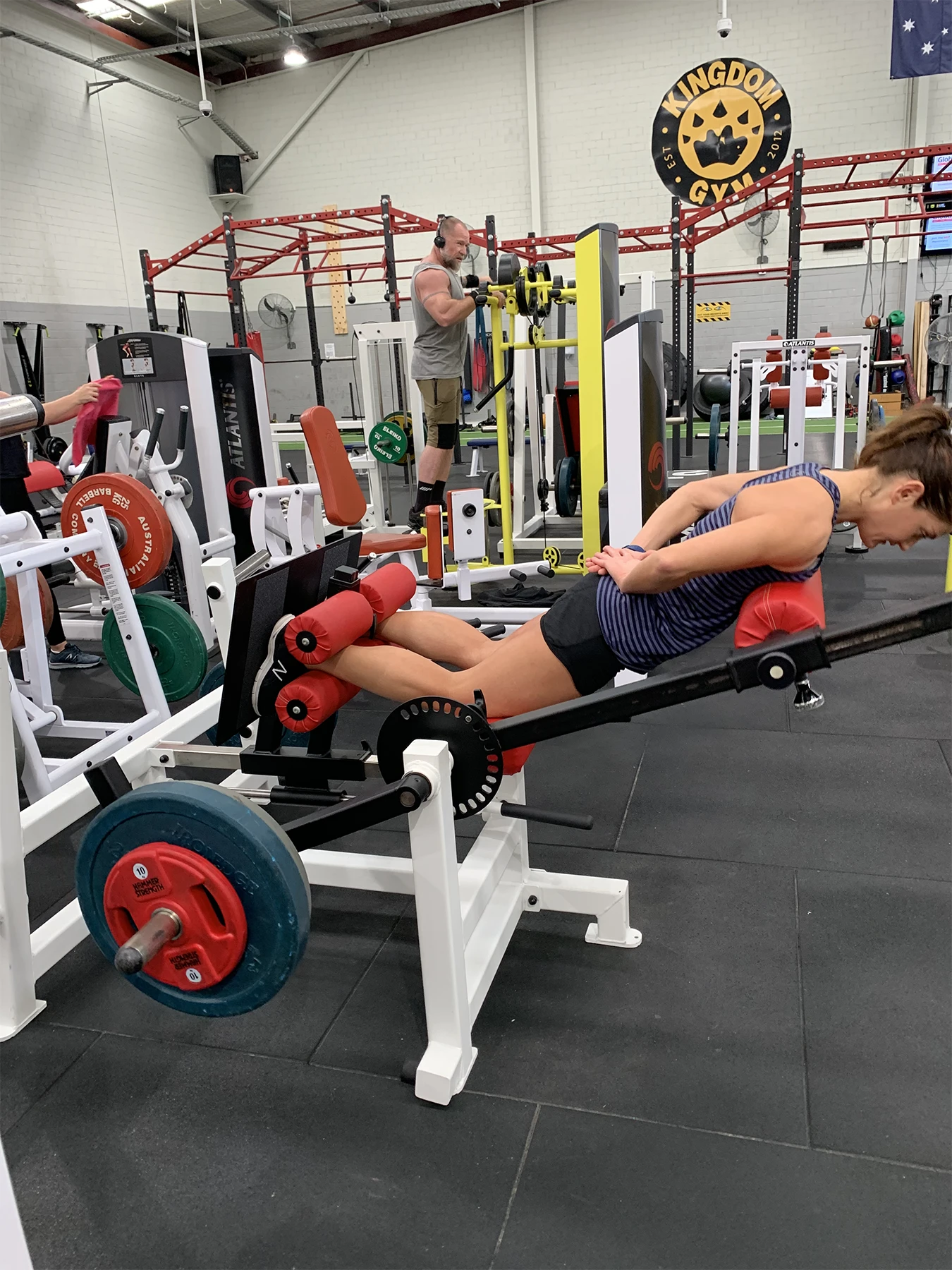 Patient at Sports and Spine Physiotherapy in Brookvale - Northern Beaches doing specific exercises as part of an exercise prescription program